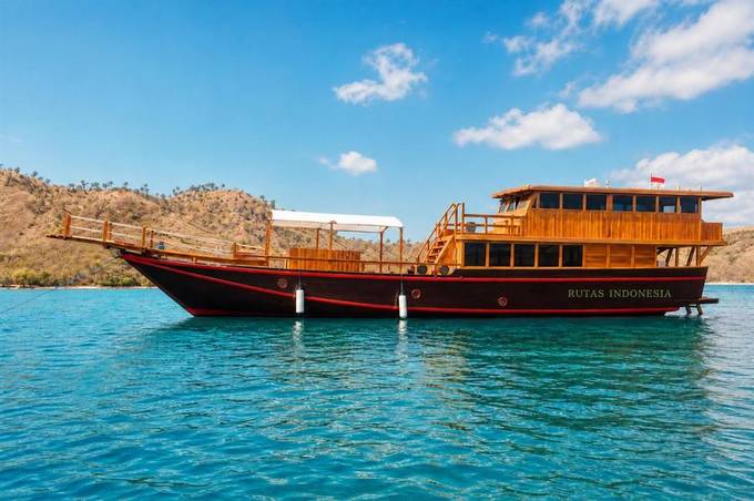 Nuestro barco en Komodo